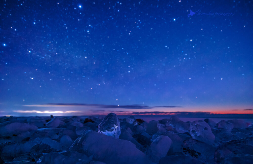 jewelry-ice-under-the-starry-sky-for-macbookpro-wallpaper