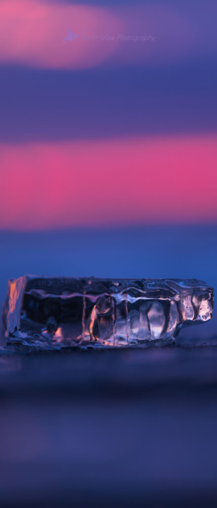 Morning-glow-with-jewelry-ice-for-xperia-wallpaper